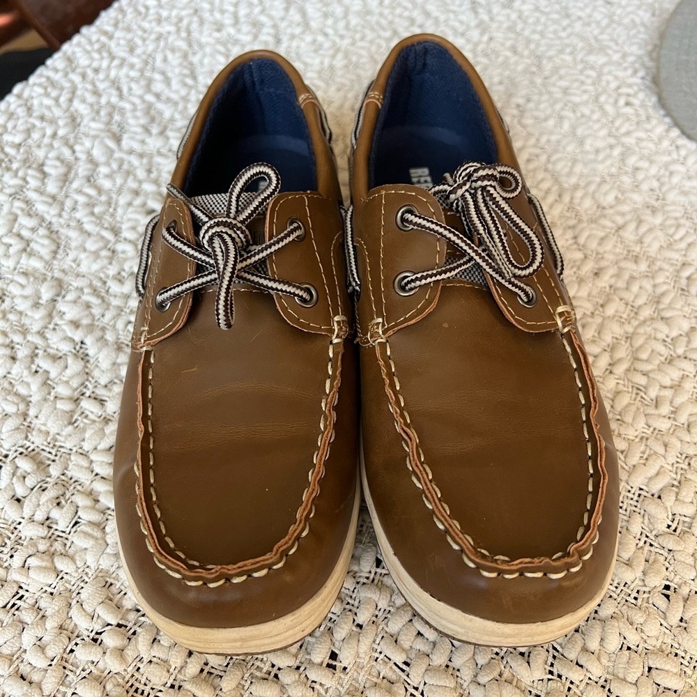 Reel Legends Shoes - Big Kid Size 5